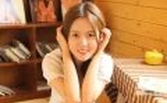 男人边吃奶边挵进去呻吟的说说